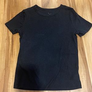 Black ribbed tee!